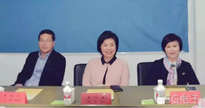市委常委、统战部长施艾珠一行到5G电子调研 市委常委、统战部长施艾珠一行到5G电子调研